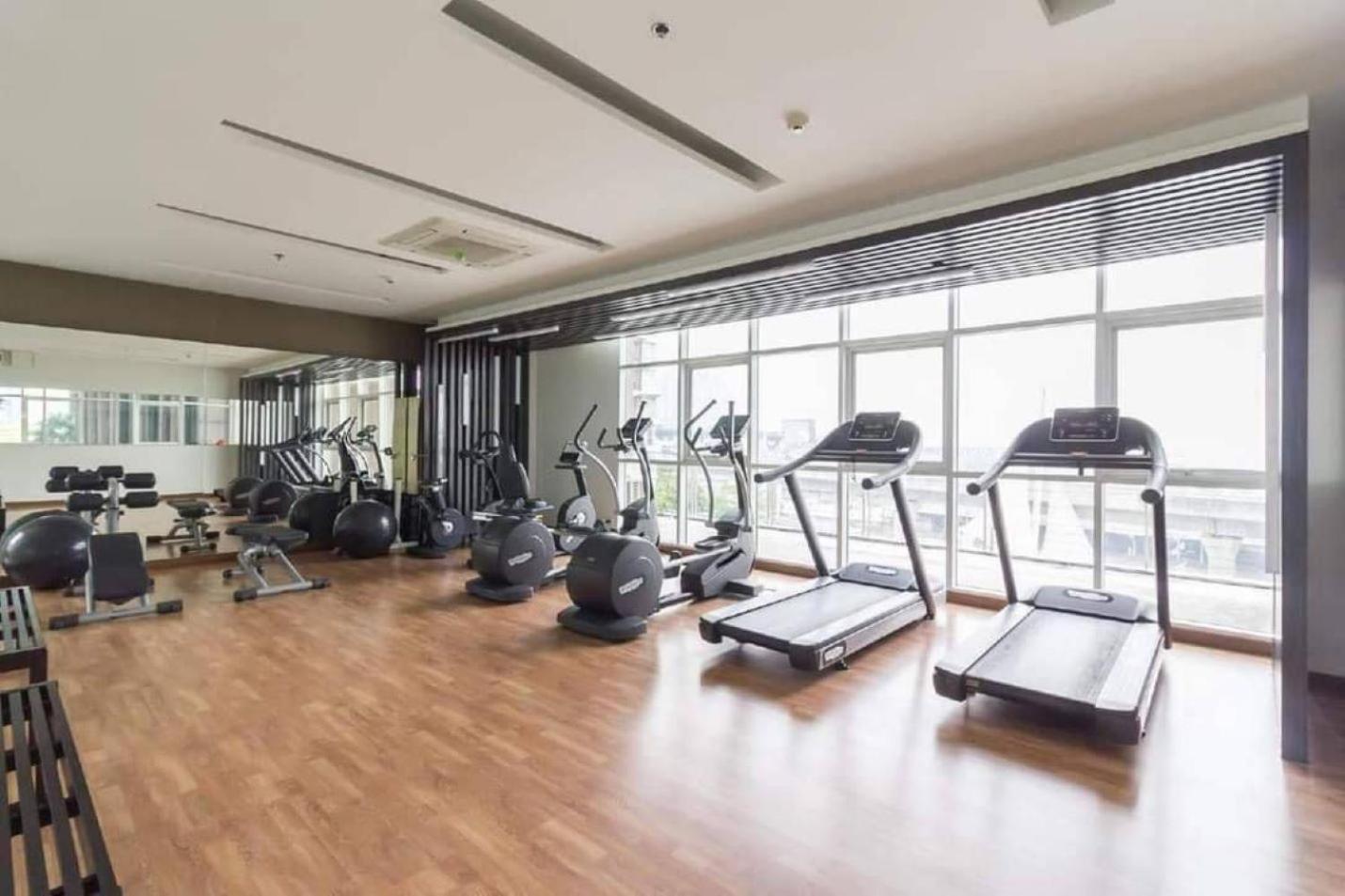 Ferienwohnung Bkk Downtown2Min Walk Tobts Ban Khlong Samrong Exterior foto